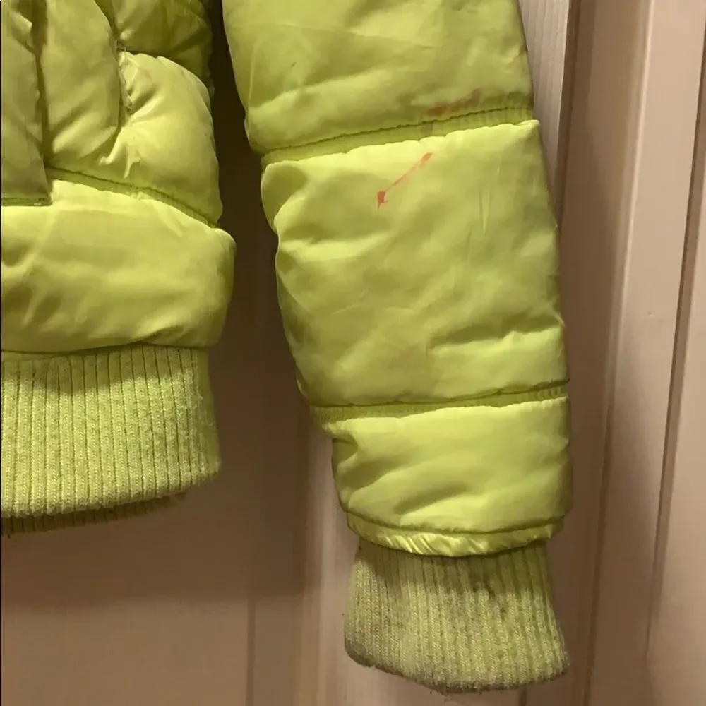 ✨Justice lime green puffer coat w/removable hood